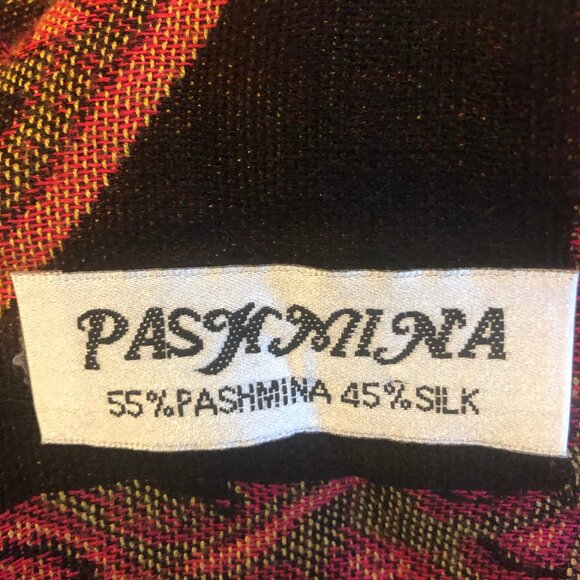 🌹 Vintage Pashmina & Silk Paisley Wrap — Reversible, Luxe, Boho Elegance - Picture 8 of 16
